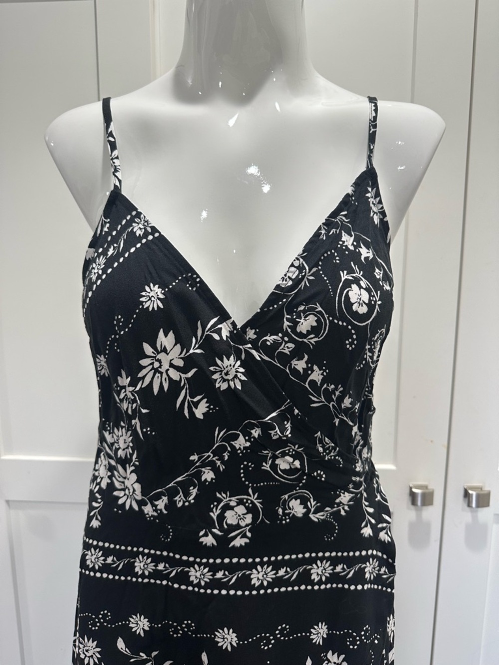 Lovestitch Black & White Floral Maxi Wrap Dress with Spaghetti Straps - Picture 6 of 10